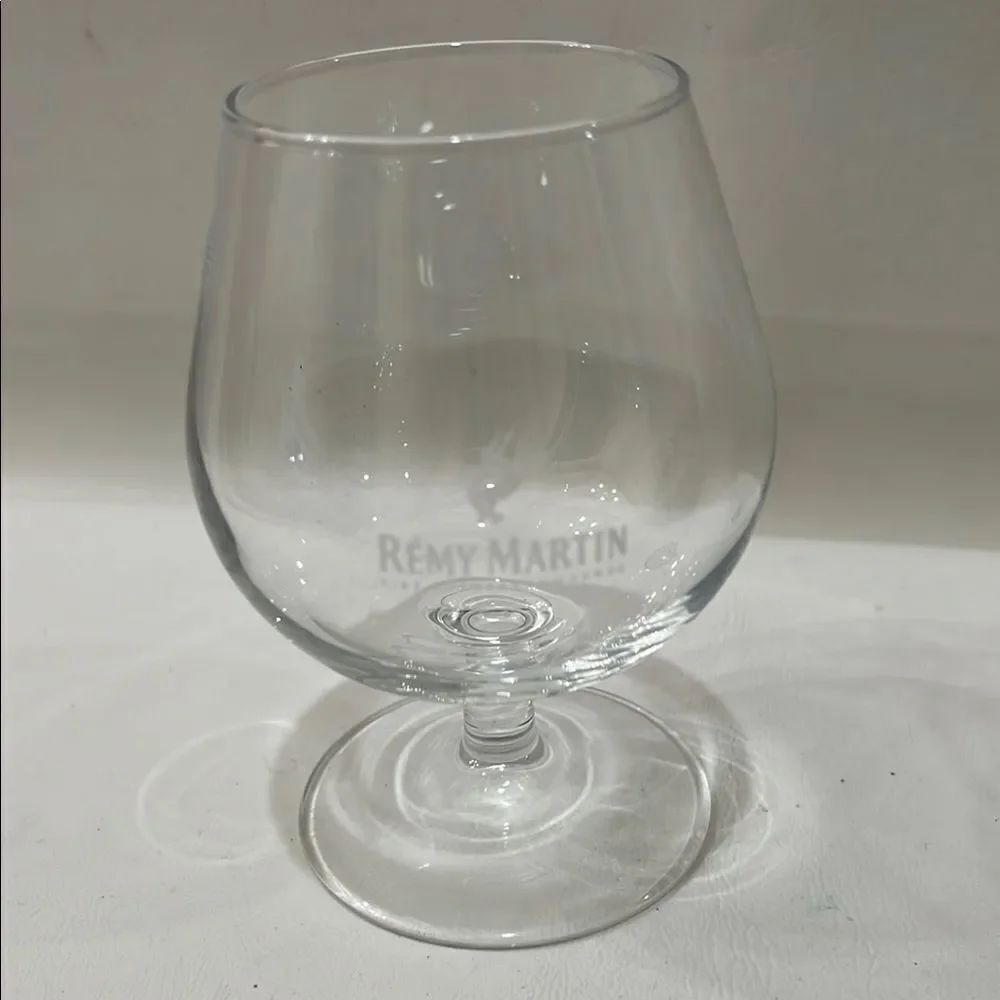 Rémy Martin Brandy Snifter 8 Oz 4 1/2 In Tall 2 In Round Fine Champagne Cognac